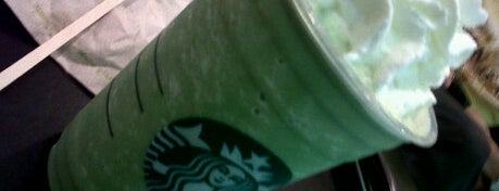 Starbucks is one of I ♥ "FRAPPUCCINO".