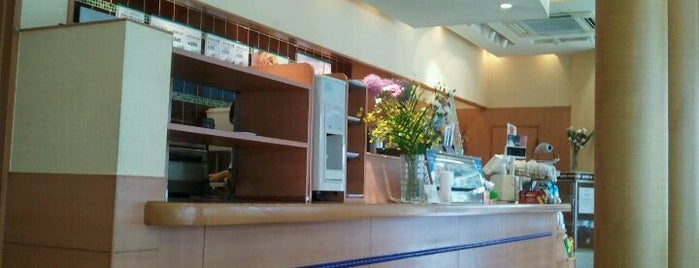 Doutor Coffee Shop is one of fuji : понравившиеся места.