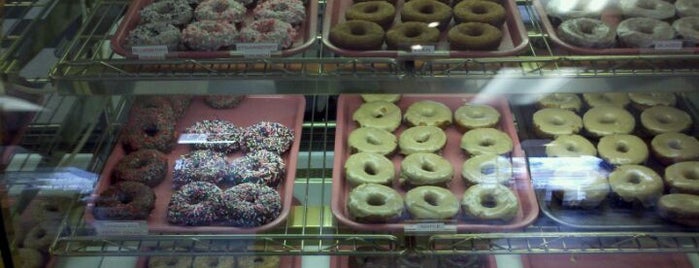 Duke City Donuts is one of Fave Burque Stuff.