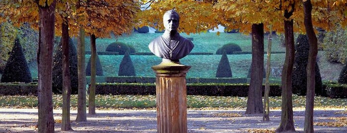 Busta arcibiskupa M. Chotka is one of Podzámecká zahrada.