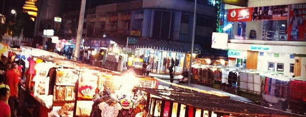 Chiang Mai Night Bazaar is one of Guide to the best spots Chiang Mai|เที่ยวเชียงใหม่.