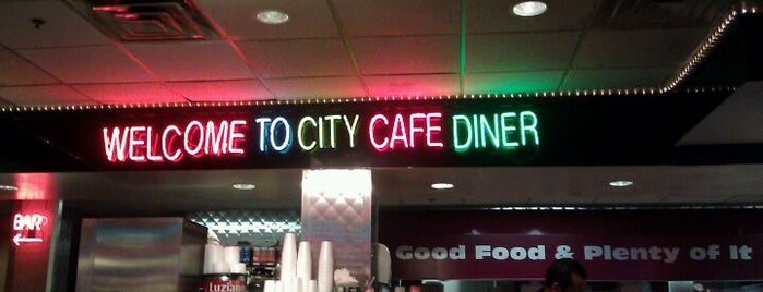 City Café Diner is one of Locais salvos de Paul.