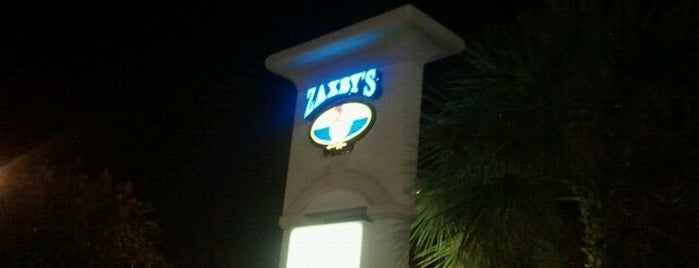 Zaxby's Chicken Fingers & Buffalo Wings is one of Locais curtidos por Stephanie.