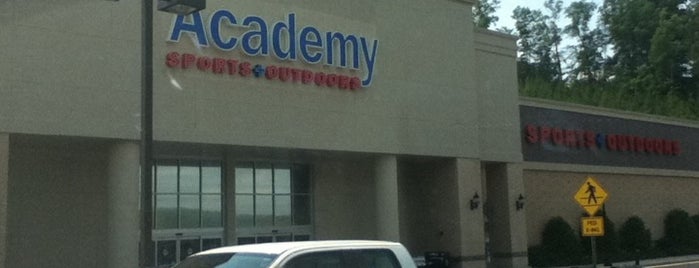 Academy Sports + Outdoors is one of Bruce : понравившиеся места.