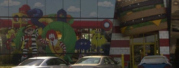 McDonald's is one of Buildings Shaped Like the Food They Serve.