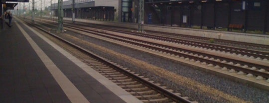 Bahnhof Limburg Süd is one of DB ICE-Bahnhöfe.