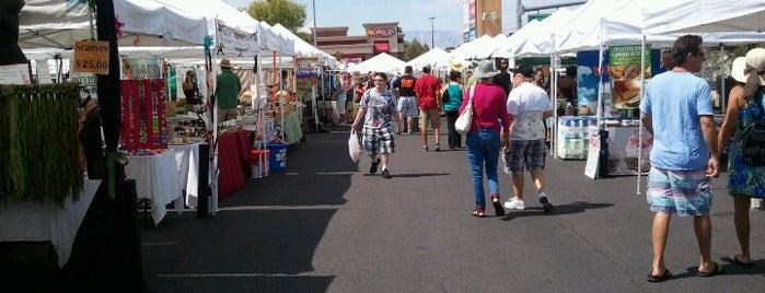 Fresh52 Farmers Market is one of Vegas to do.