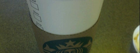 Starbucks is one of Lugares guardados de Aubrey Ramon.