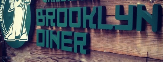 Brooklyn Diner is one of สถานที่ที่บันทึกไว้ของ fuji.