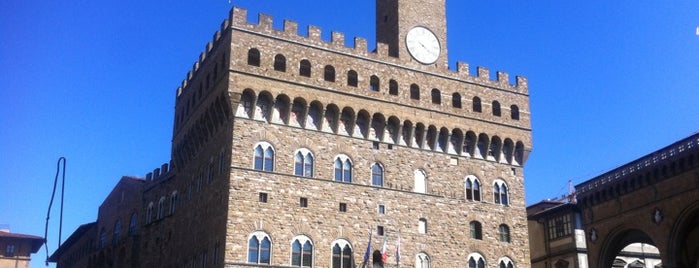 Площадь Синьории is one of Top 50 Check-In Venues Toscana.