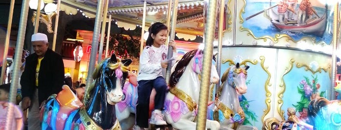 Skytropolis Funland is one of Malaysia Amusement Parks.