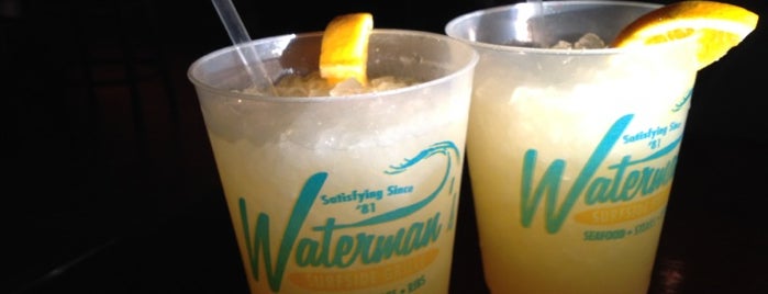 Waterman's Surfside Grille is one of Locais curtidos por Kevin.