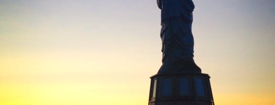 Statue of Liberty is one of Lugares favoritos de Gaston.