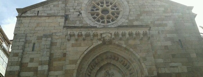 Igrexa de Santiago is one of Coruña desde la ETSAC.