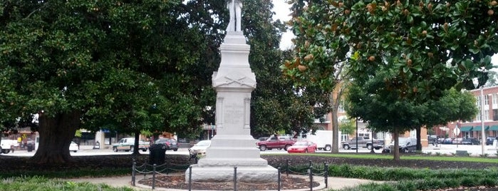 Covington Square is one of The Vampire Diaries in Georgia.