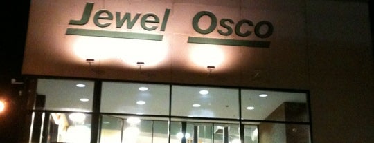 Jewel-Osco is one of สถานที่ที่ Nikkia J ถูกใจ.