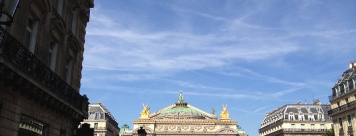 Plaza de la Ópera is one of Paris!!!.