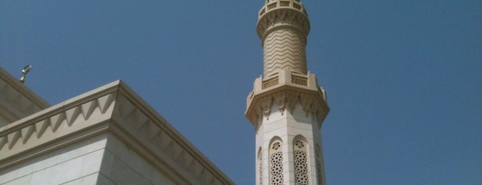 Al Fattan Mosque is one of UAE Mosques مساجد الإمارات.