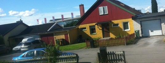 Brillinge is one of Neighborhoods of Uppsala.