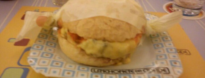 Lanchonete da Cidade is one of Must-visit Burger Joints in São Paulo.