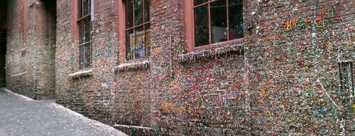 Gum Wall is one of Seattle NFL Trip.