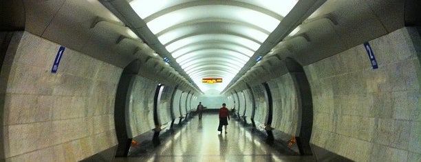 metro Moskva-City is one of Lugares favoritos de Таня.