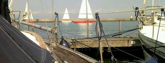 Lelystad Jachthaven is one of Tempat yang Disukai Mahi.