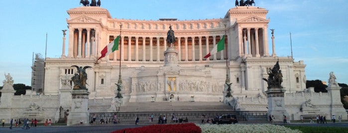ヴェネツィア広場 is one of Rome.