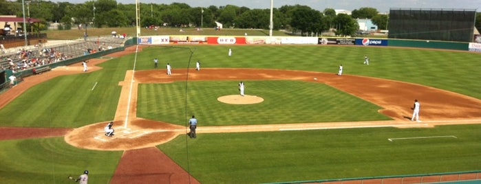 Nelson W Wolff Municipal Stadium is one of Raul's Saved Places.