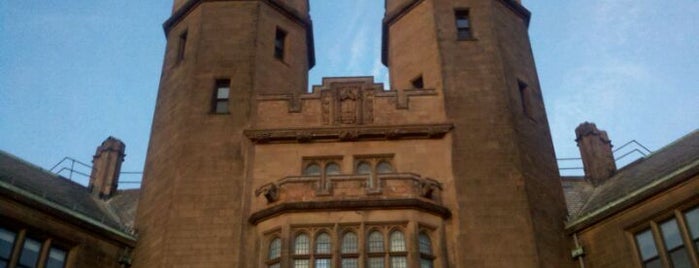 Universidade Yale is one of College Love - Which will we visit Fall 2012.
