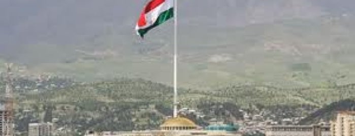 Flagpole / Флагшток is one of Достопримечательности Душанбе.