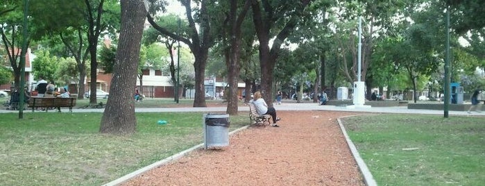 Plaza Martín Rodríguez is one of Nicolasさんのお気に入りスポット.