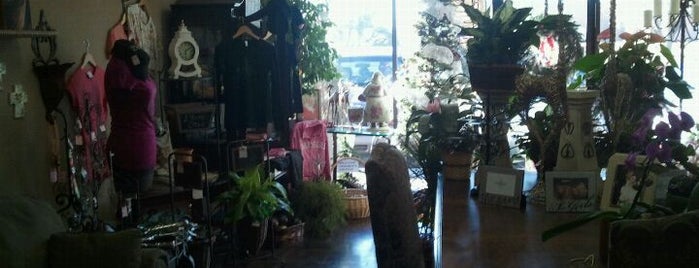 Capitol Hill Florist & Gifts at Earlywine is one of Use Your Keep It Local OK Card.