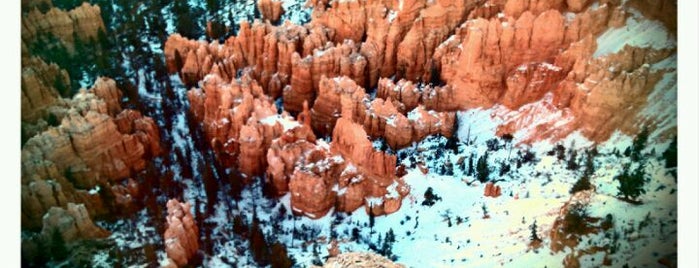 Parque Nacional de Bryce Canyon is one of Explore Utah.