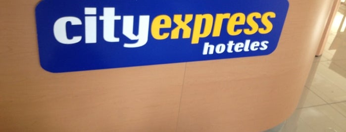 City Express is one of Posti che sono piaciuti a Victoria.
