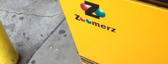 Zoomerz is one of Jordanさんのお気に入りスポット.