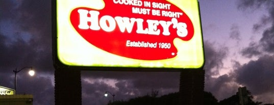 Howley's Restaurant is one of Fido Does Palm Beach.