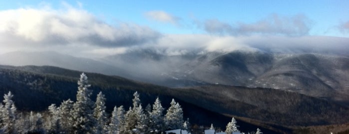 Sunday River Ski Resort is one of Tempat yang Disimpan Barry.