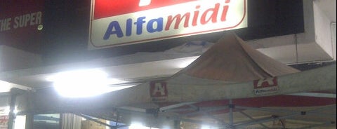 Alfamidi manggarai is one of Jakarta 62.