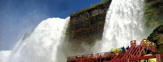 Cave of the Winds is one of Canada.