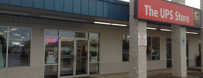 The UPS Store is one of สถานที่ที่ Gaston ถูกใจ.