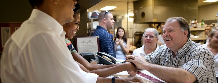 Anna's Italian Pizza is one of Eat as the Obamas.
