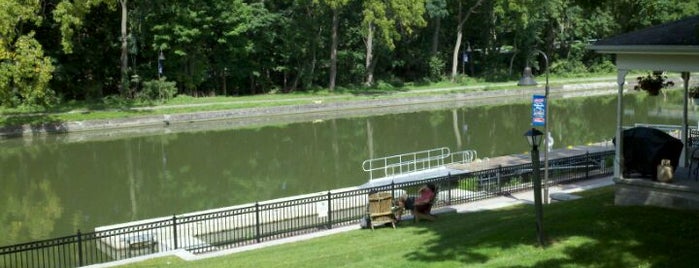 Three Beagles Cafe is one of 363 Miles on the Erie Canal.