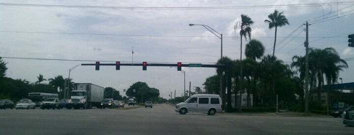 University Dr. & Oakland Park Blvd. is one of Albert’s Liked Places.