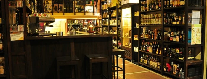 Enoteca Giansanti is one of #4sqCities #Roma - 100 Tips for travellers!.