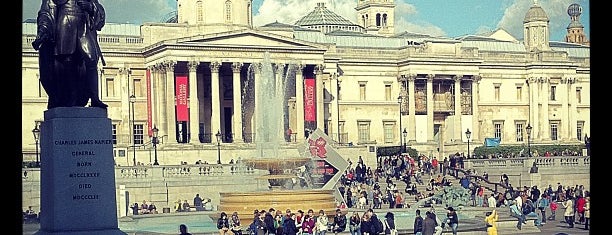 National Gallery is one of Best FREE things to do in London.