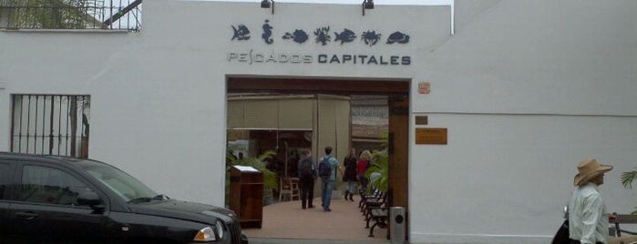 Pescados Capitales is one of restaurantes.