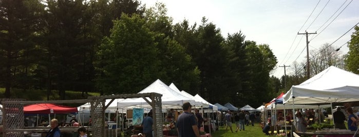 Dorset Farmers Market is one of Lugares favoritos de Vincent.