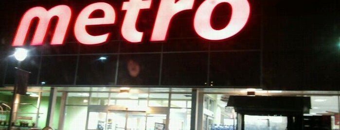 Metro is one of Tempat yang Disukai Caroline.
