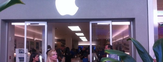 Apple Ala Moana is one of US Apple Stores.
